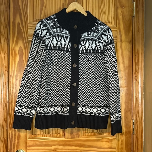 Lands End Fair Isle Cardigan Sweater Medium. Excellent condition. - Picture 1 of 9